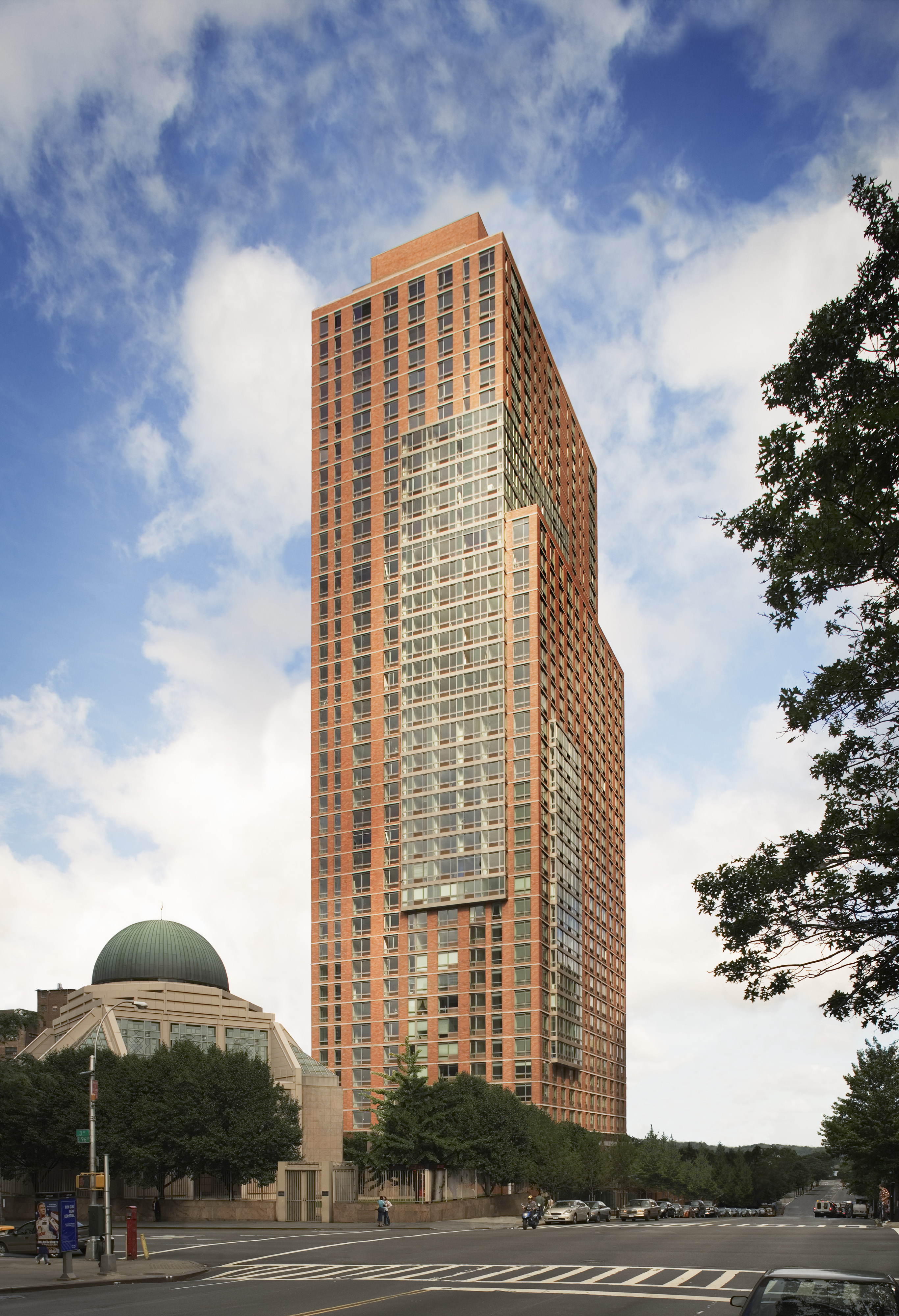 one carnegie hill building exterior