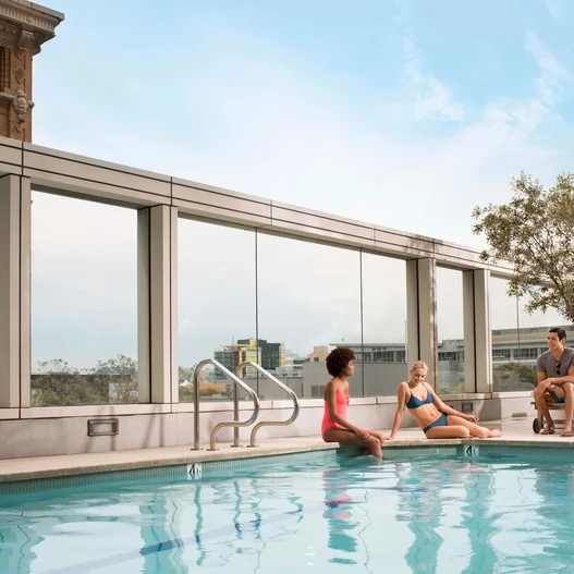 paramount pool