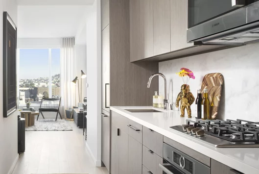 The open-plan designs create rich, inviting environments with floor to ceiling windows offering abundant natural light and picture-perfect views.