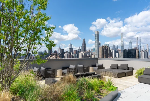 Riverwalk Heights Roof Terrace