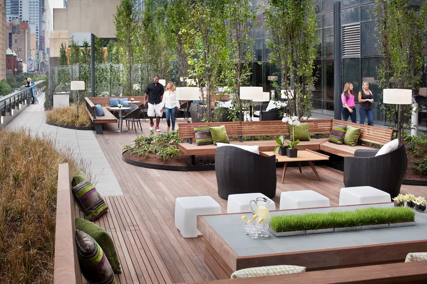 https://www.relatedrentals.com/sites/default/files/styles/image_gallery_medium/public/2021-05/MiMA_Amenities_10_3.jpg.webp?itok=zUIHm3iX