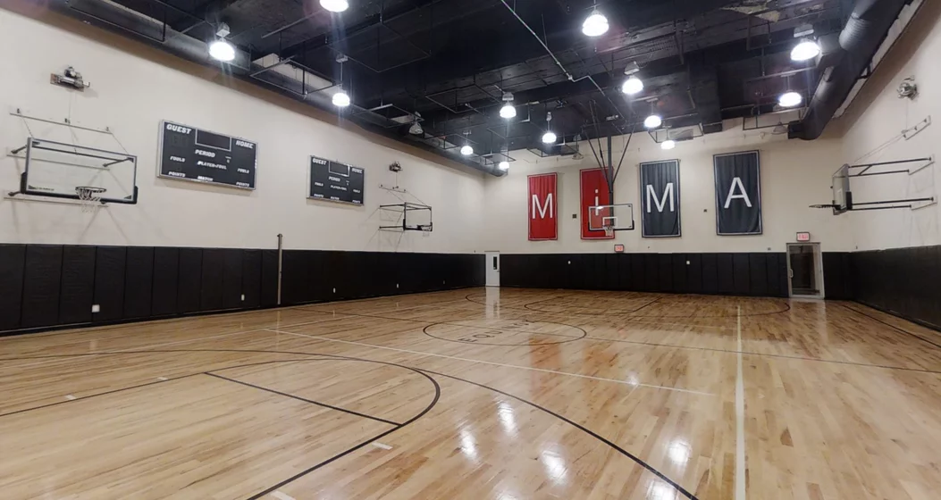 https://www.relatedrentals.com/sites/default/files/styles/image_gallery_medium/public/2021-05/MiMA_Amenities_16_3.jpg.webp?itok=hIDVCo7A