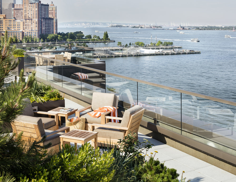 Mathews Nielsen designed rooftop with BBQ offers a panoramic vista of the Hudson River.