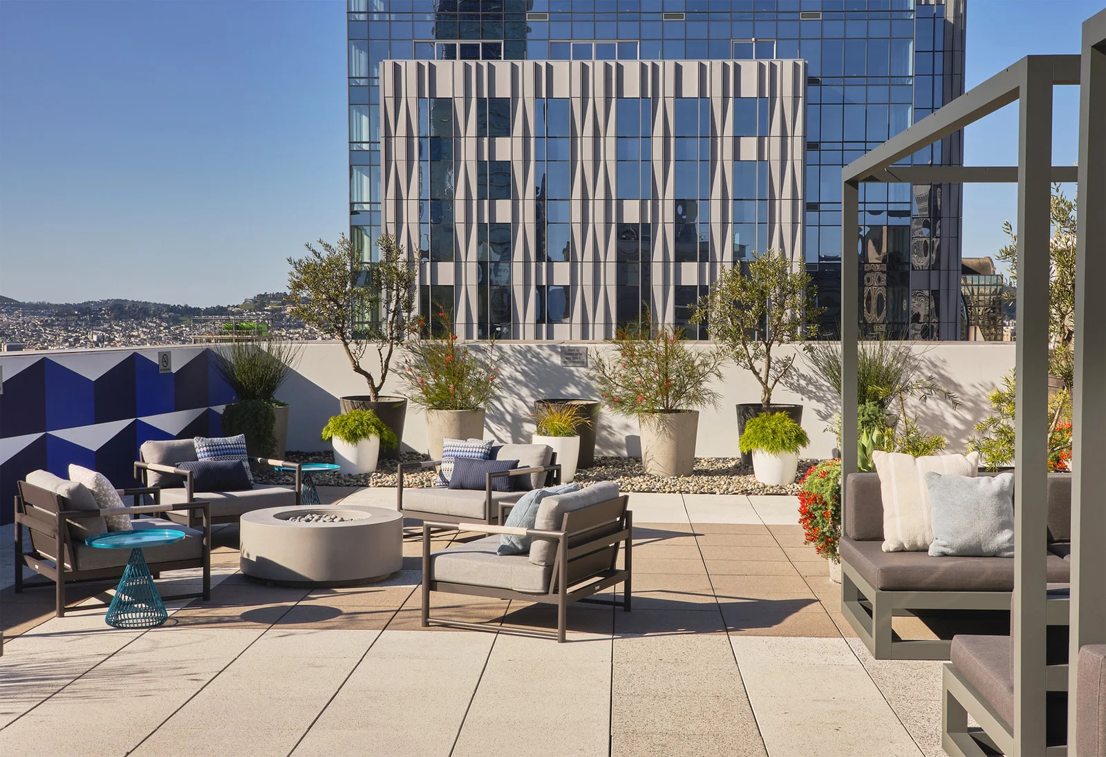 Landscaped rooftop terrace