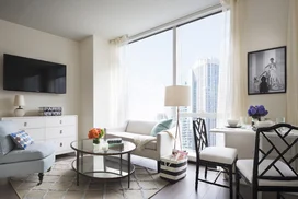 Floor-to-ceiling windows with breathtaking panoramas of the skyline, Lake Michigan, Chicago landmarks, and more