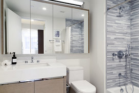 Marble Tiled Bathroom Walls, Flooring & Countertops