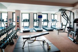 Fitting in a daily workout is easy thanks to 89 Murray's fully-equipped state-of-the-art fitness center.