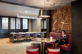 Business and technology lounge