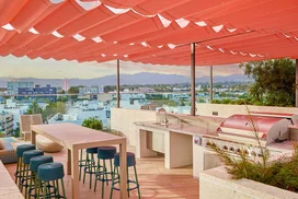 700 Broadway Amenities