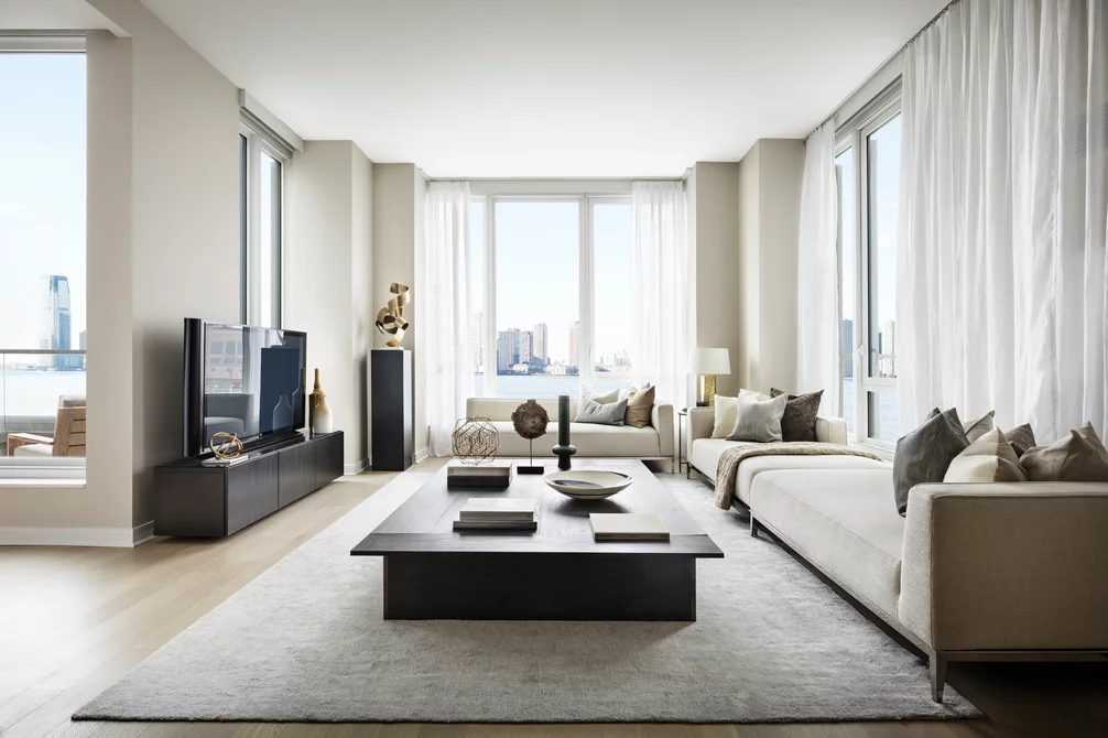 456 Washington Apartment