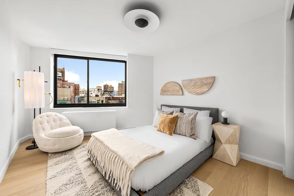 USS Apartments