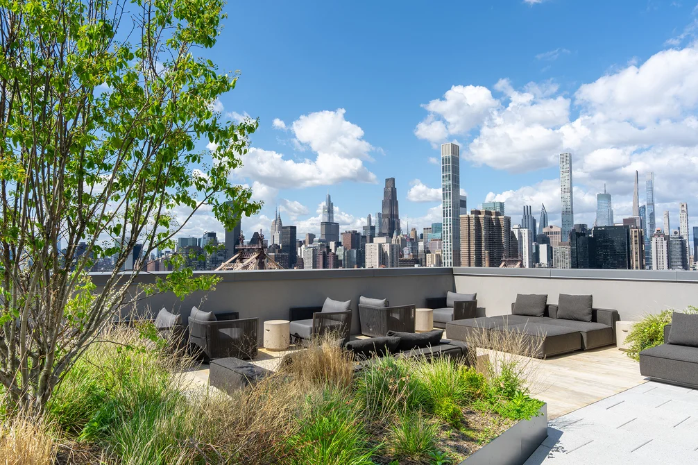 Riverwalk Heights Amenities