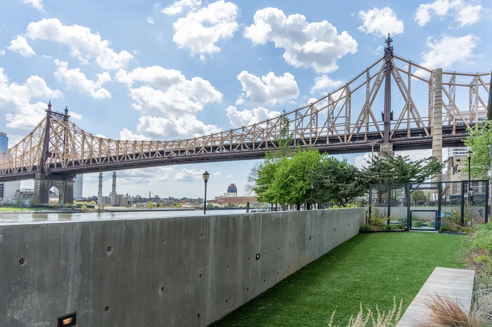 Riverwalk Heights Amenities