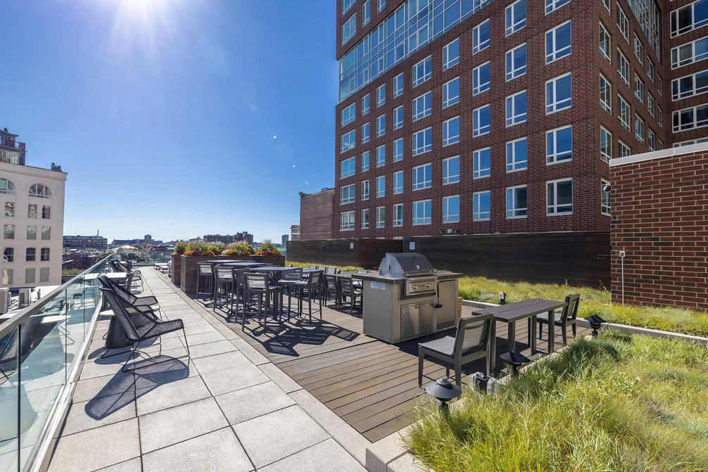 One Back Bay Amenities