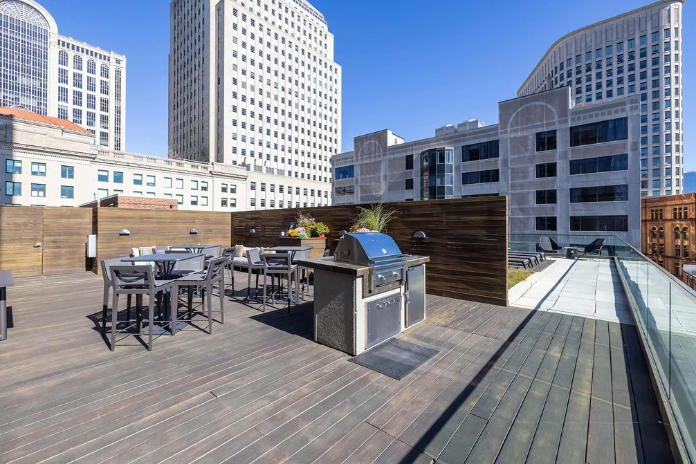 One Back Bay Amenities