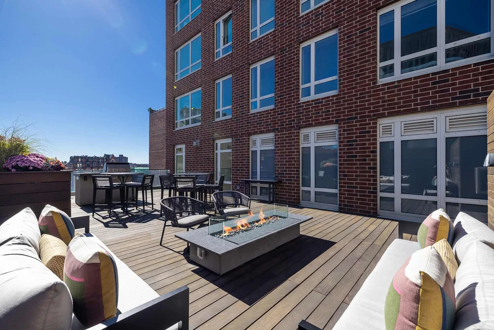One Back Bay Amenities