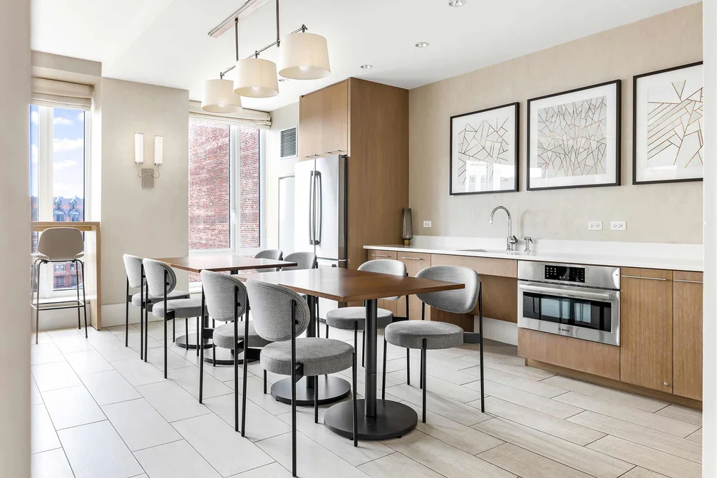 One Back Bay Amenities