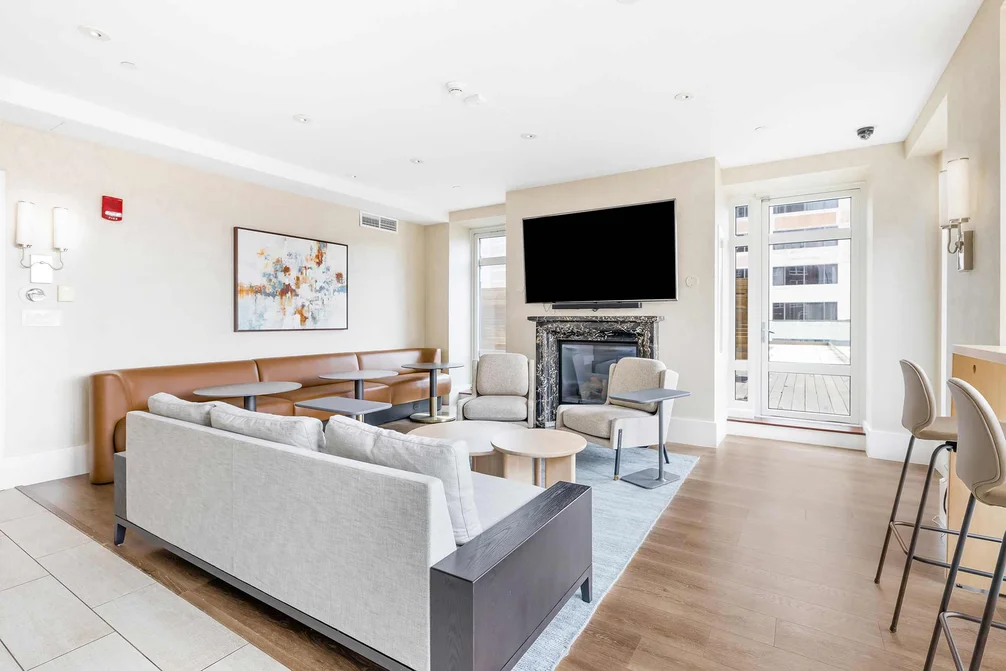 One Back Bay Amenities