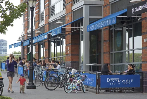 Roosevelt Island Shopping