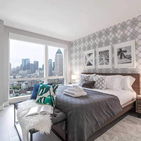 Large, light filled rooms