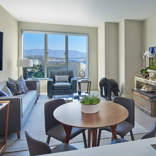 Expansive windows open to sweeping views of Downtown LA and beyond.