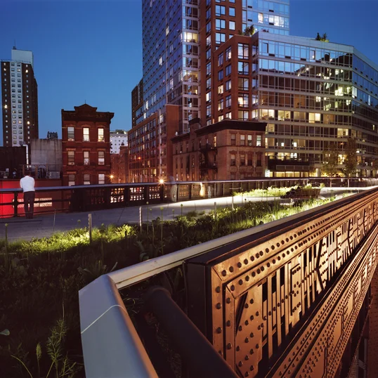Live on the High Line in the heart of the Meatpacking District and West Chelsea.