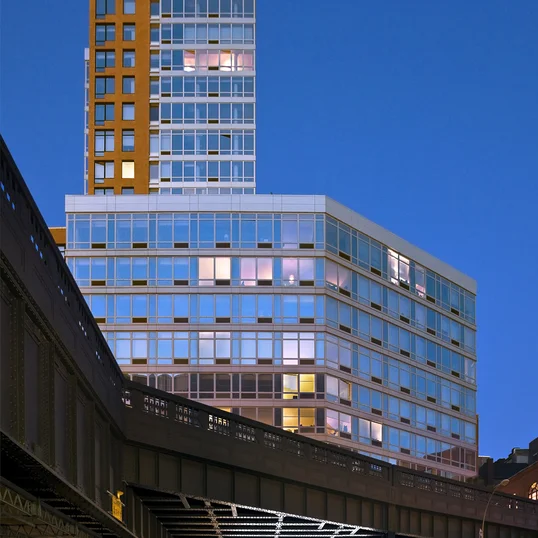 On-site access to the luxury gym Equinox.