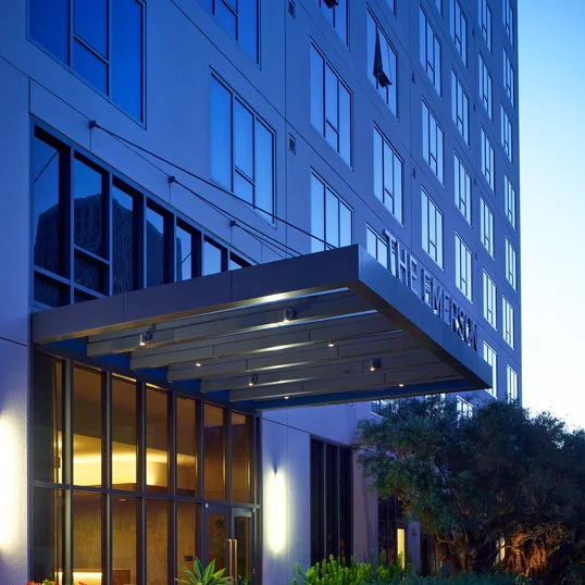 Ideal location in Downtown Los Angeles, next to The Broad, and near acclaimed restaurants and galleries.