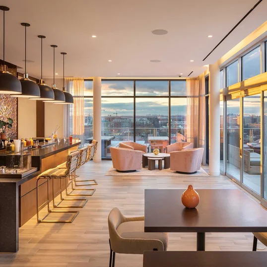 Experience the most incredible views of the District from the Sunset Lounge & Bar while a bartender makes cocktails for you and your friends.