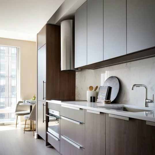 Apartments at the Set NYC