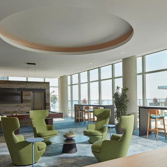 500 Lake Shore Drive Amenities