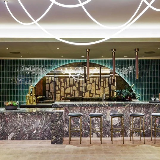 700 Broadway Amenities