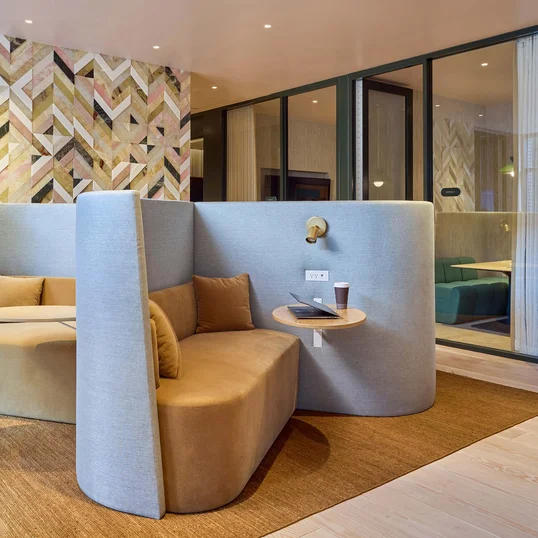 700 Broadway Amenities