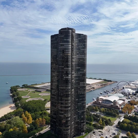 400 Lake Shore Drive Views