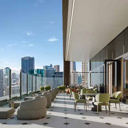 400 Lake Shore Drive Amenities